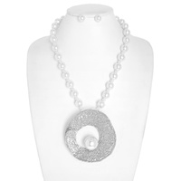 PEARL OPEN CIRCLE LARGE PENDANT NECKLACE SET